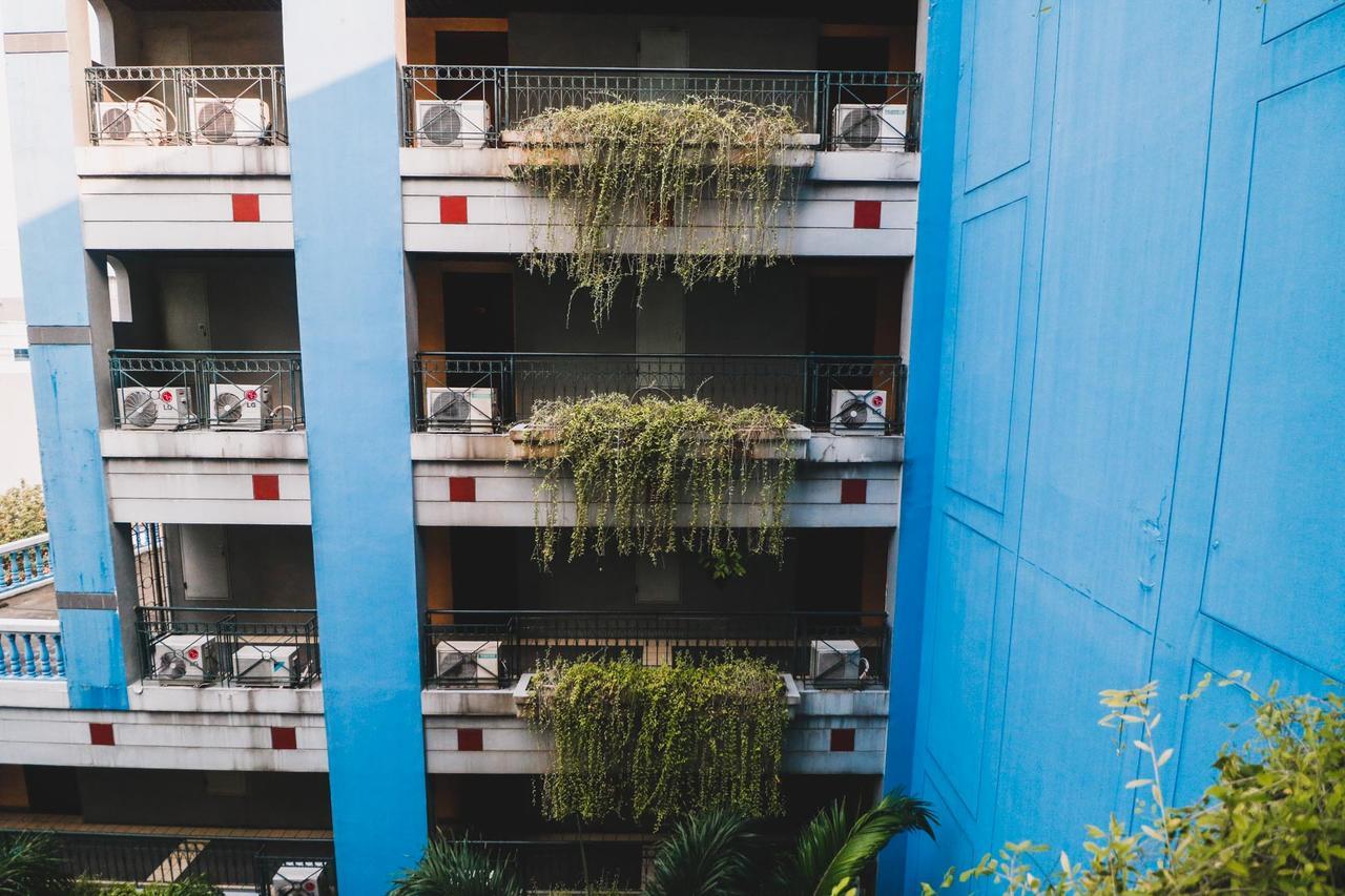 Reddoorz Plus Near Monumen Nasional Jakarta Exterior photo