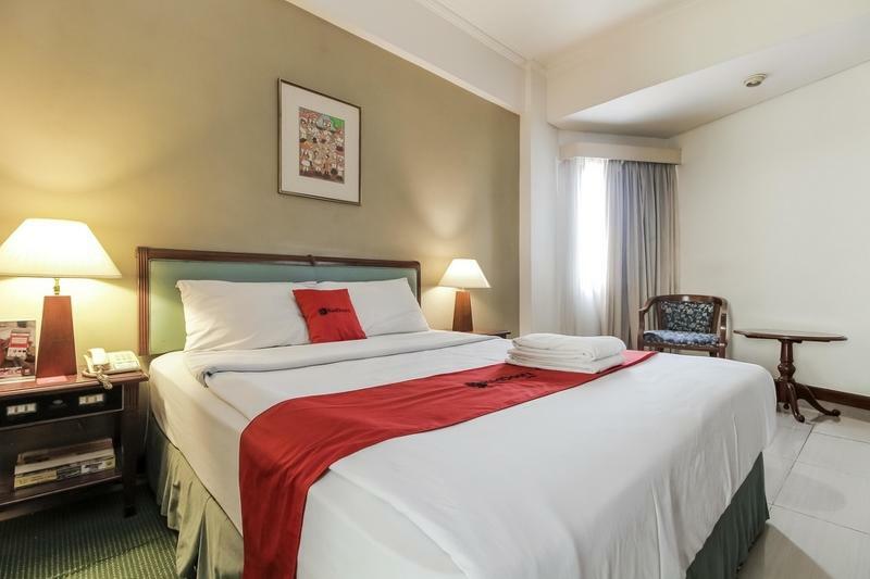 Reddoorz Plus Near Monumen Nasional Jakarta Exterior photo